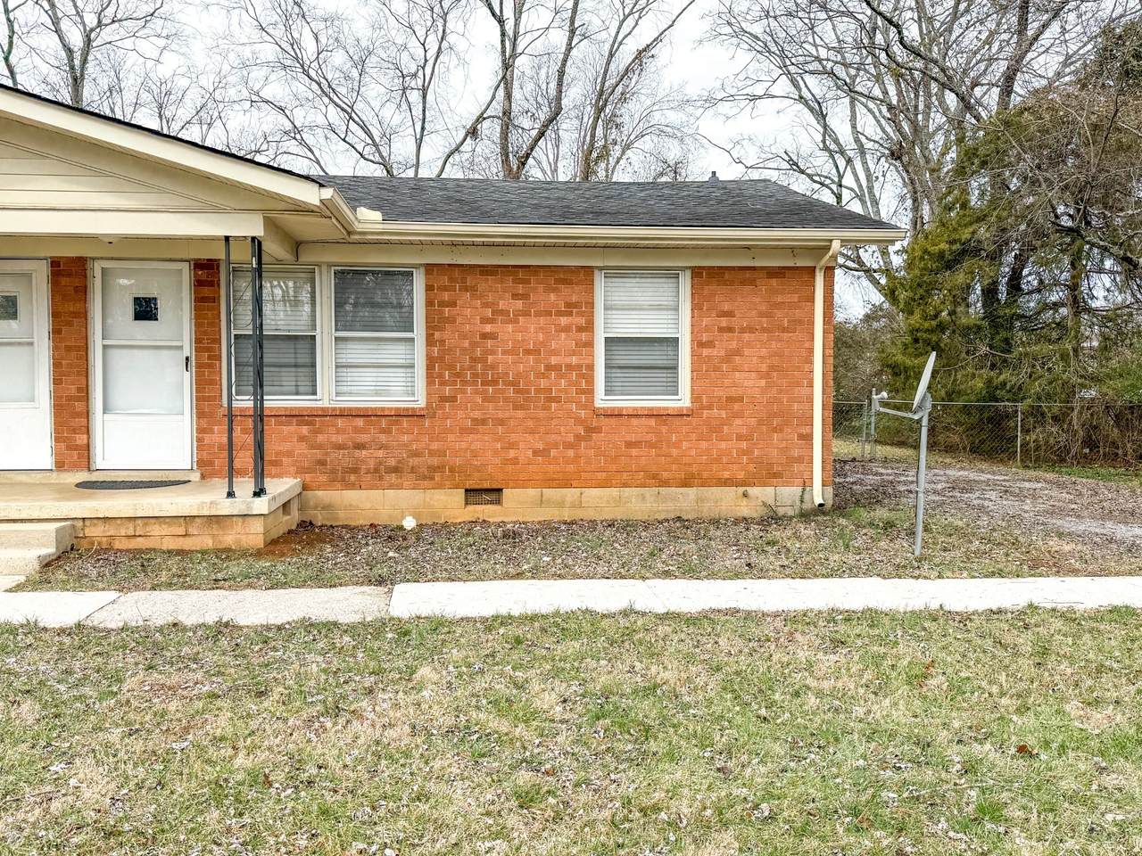 1525 N Tennessee Blvd - Photo 1