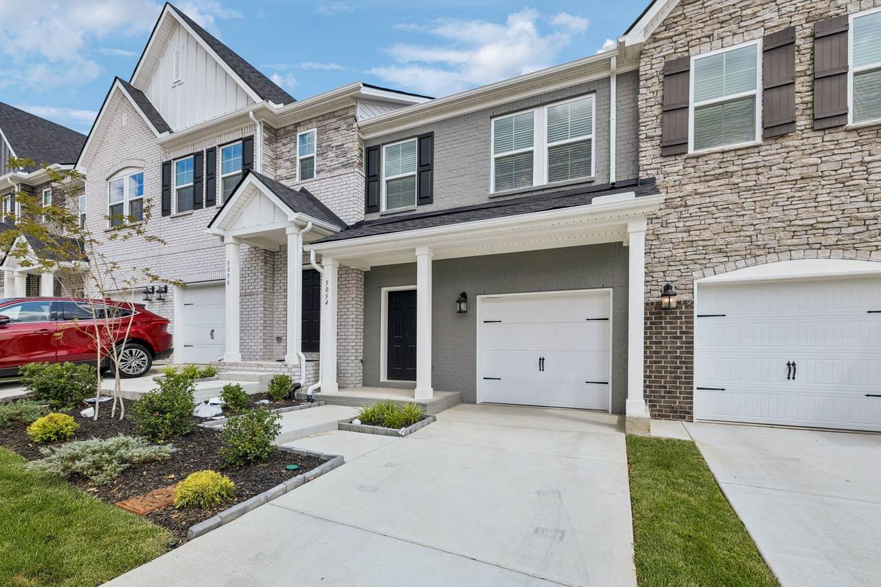 5054 Dayflower Dr - Photo 1