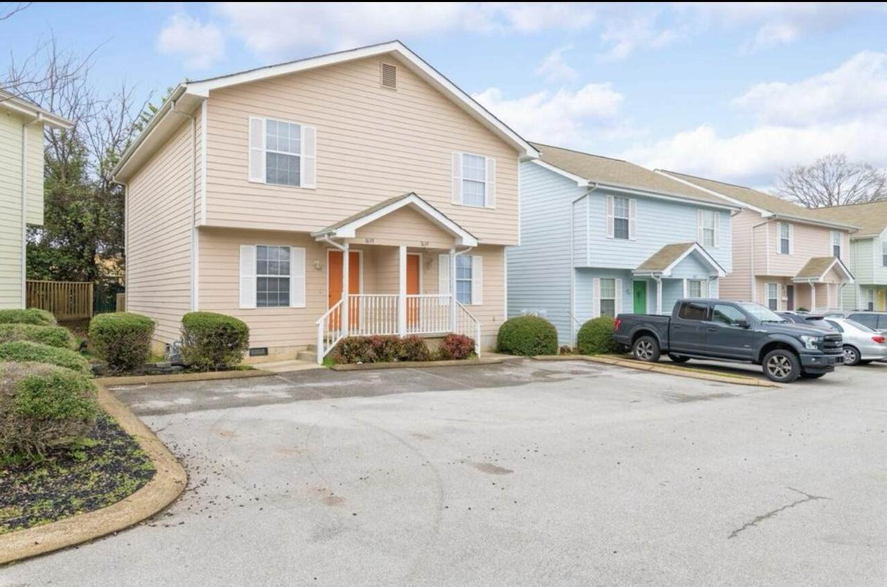 1663 Hamill Road - Photo 1