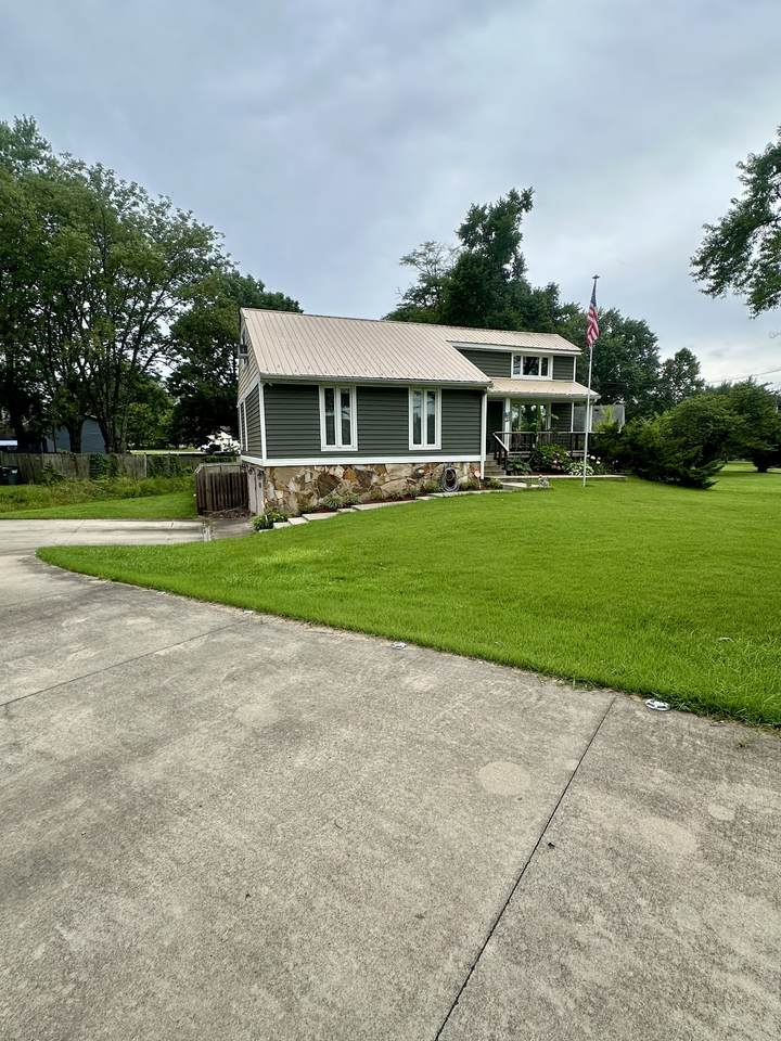https://bt-photos.global.ssl.fastly.net/nashville/1280_boomver_1_RTC2938999-1.jpg