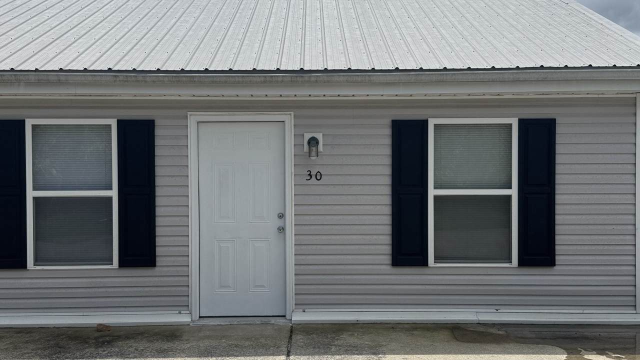715 Dylan Ln - Photo 1