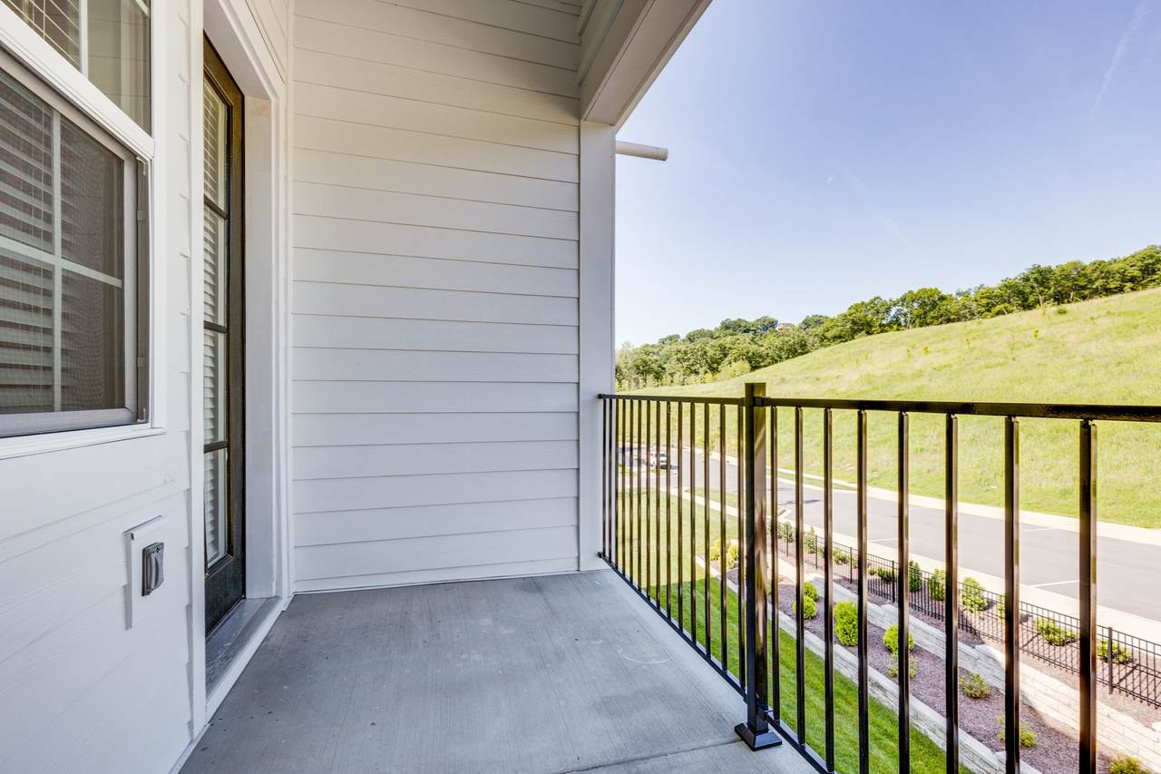 https://bt-photos.global.ssl.fastly.net/nashville/1280_boomver_1_RTC2940345-1.jpg