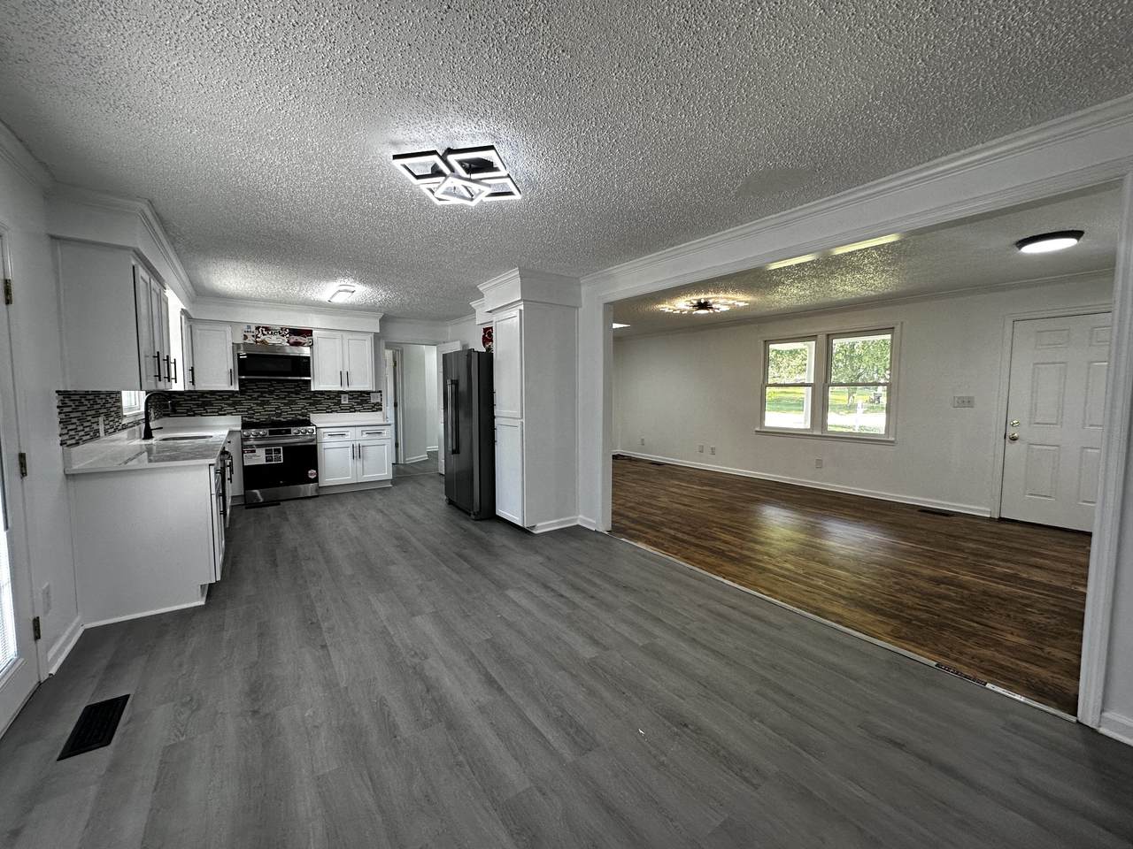 4093 Allison Ln - Photo 1