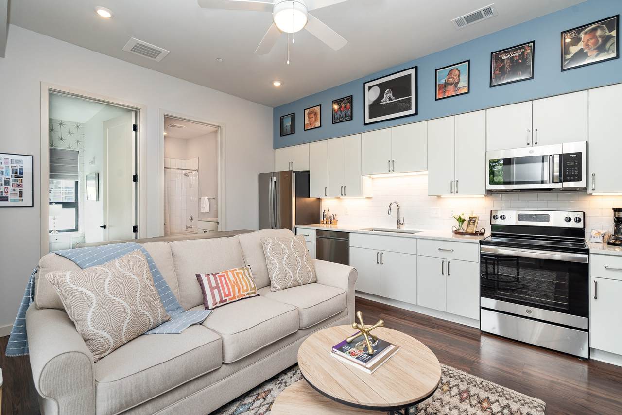 1014 16th Ave - Photo 1