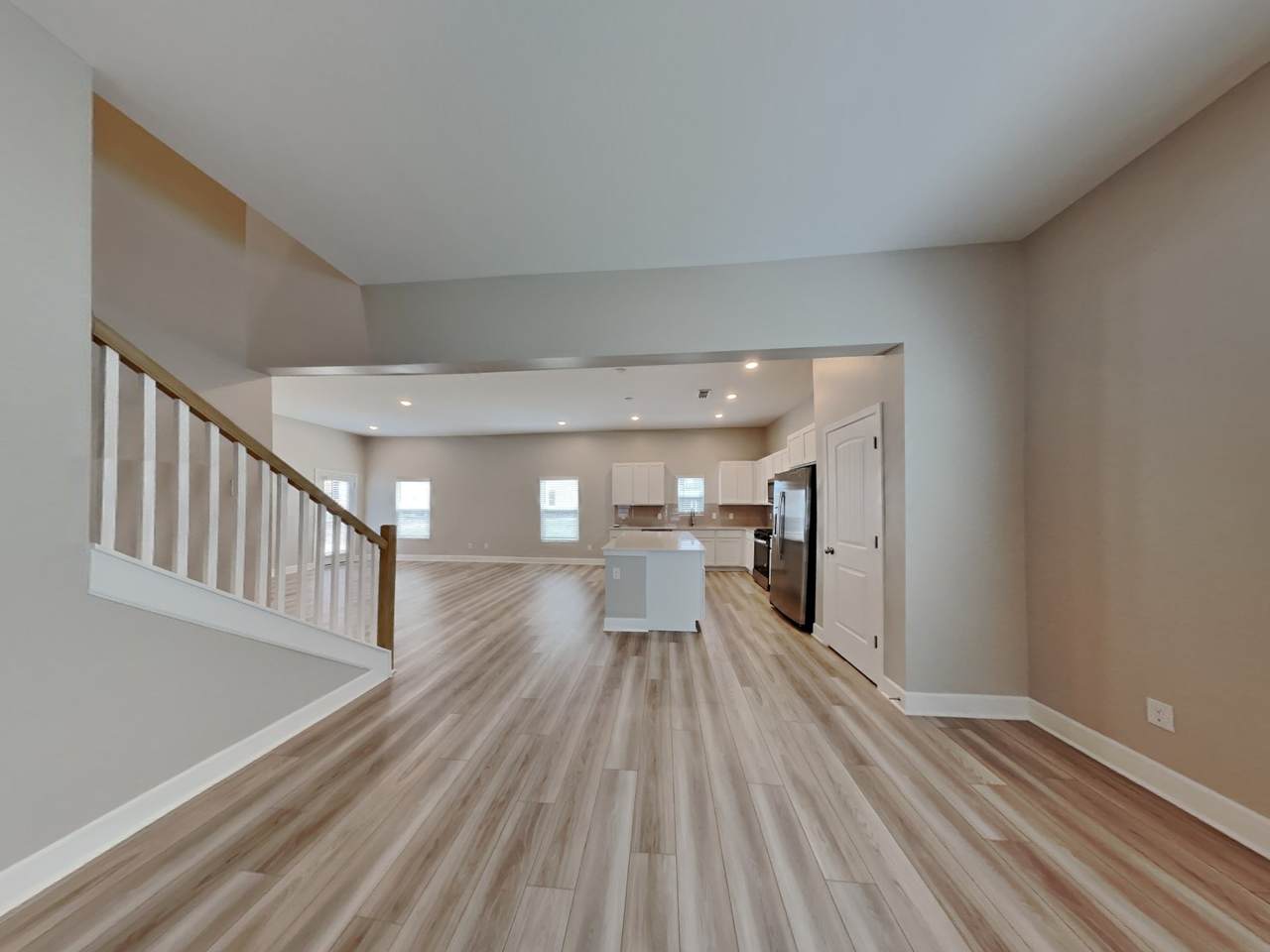 https://bt-photos.global.ssl.fastly.net/nashville/1280_boomver_1_RTC2941456-1.jpg
