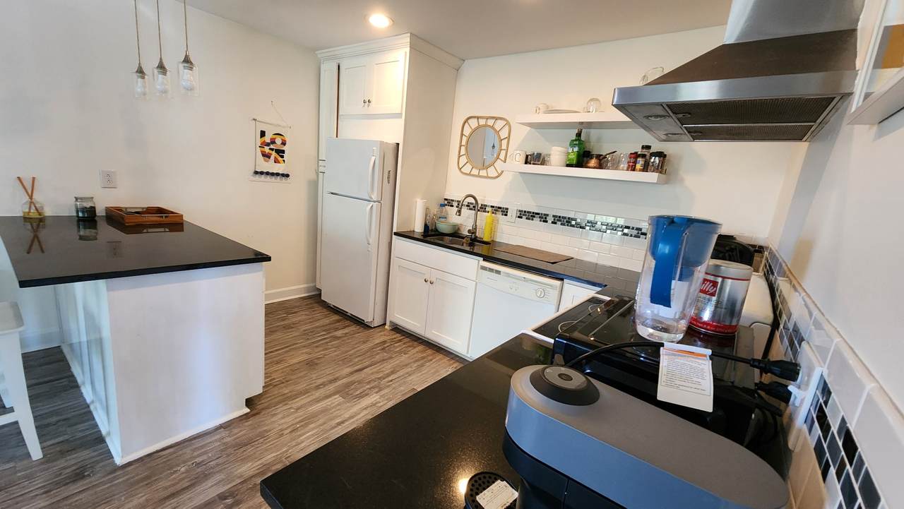 https://bt-photos.global.ssl.fastly.net/nashville/1280_boomver_1_RTC2941535-1.jpg