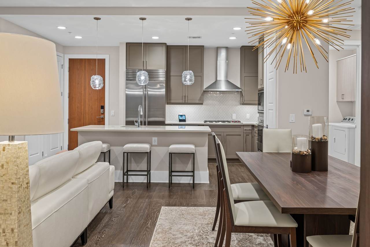 20 Rutledge St - Photo 1