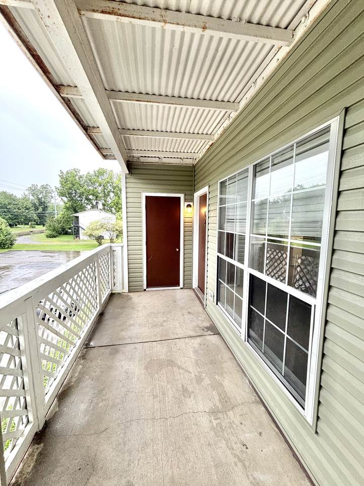 https://bt-photos.global.ssl.fastly.net/nashville/1280_boomver_1_RTC2941584-1.jpg