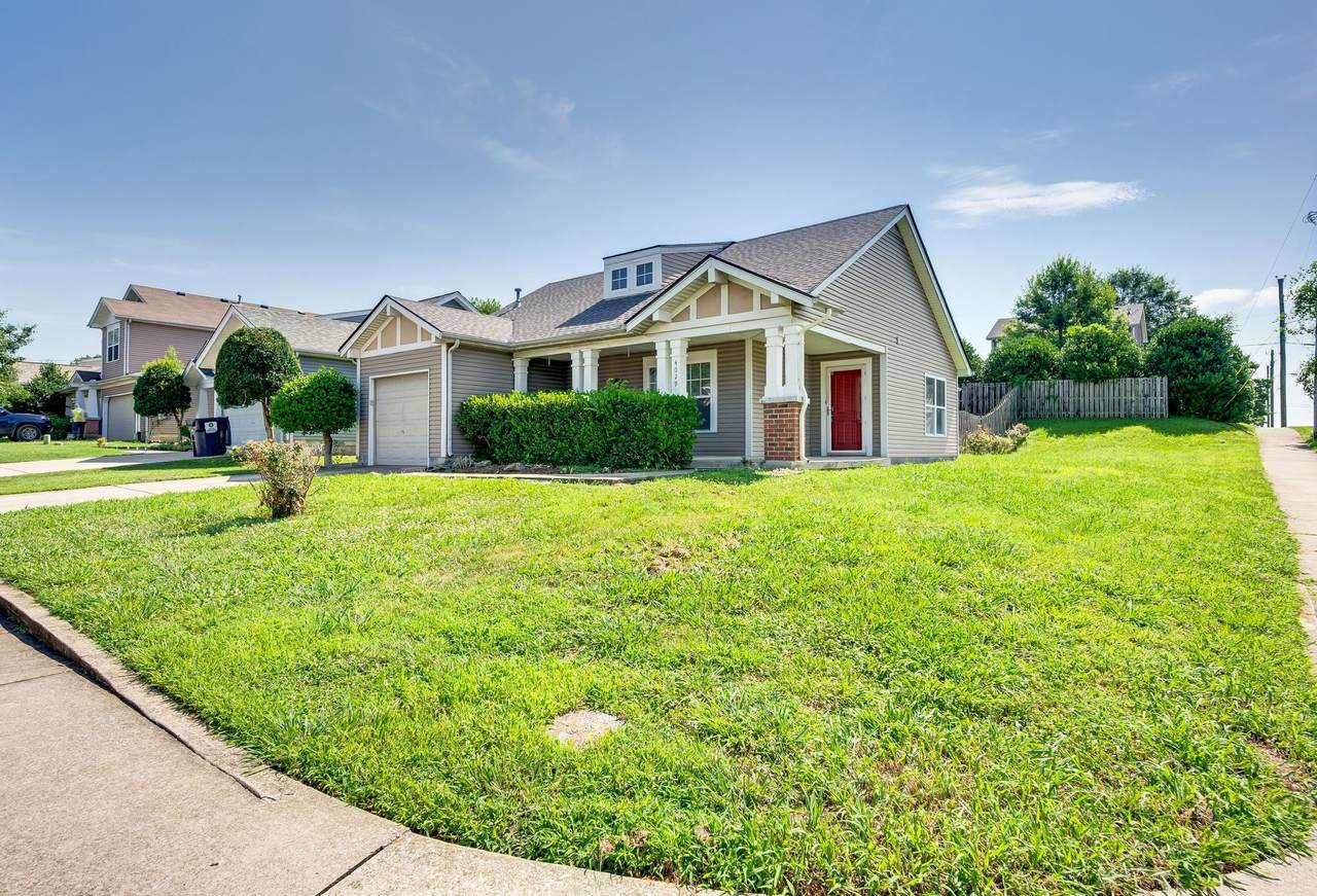 3636 Crossbrooke Dr - Photo 1