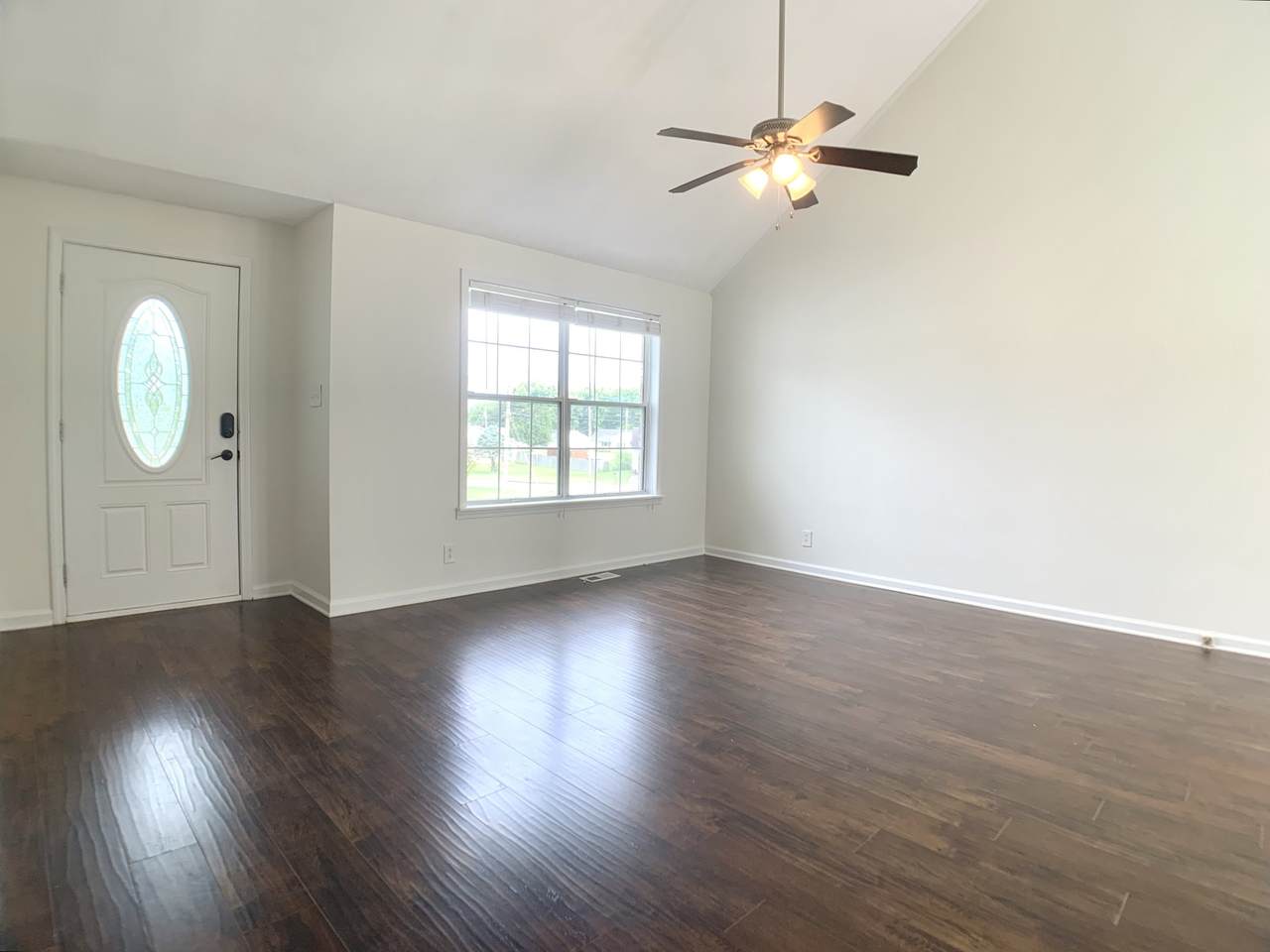 https://bt-photos.global.ssl.fastly.net/nashville/1280_boomver_1_RTC2941813-1.jpg