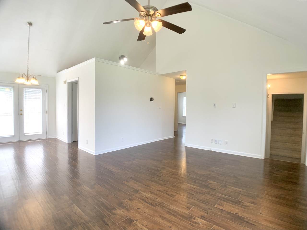 https://bt-photos.global.ssl.fastly.net/nashville/1280_boomver_1_RTC2941813-1.jpg