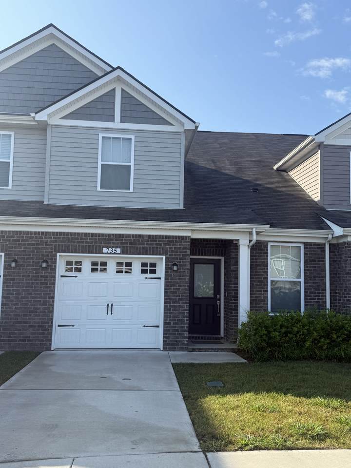 735 Mickelson Way - Photo 1