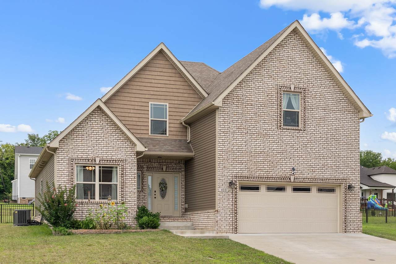 433 Crestwicke Ct - Photo 1
