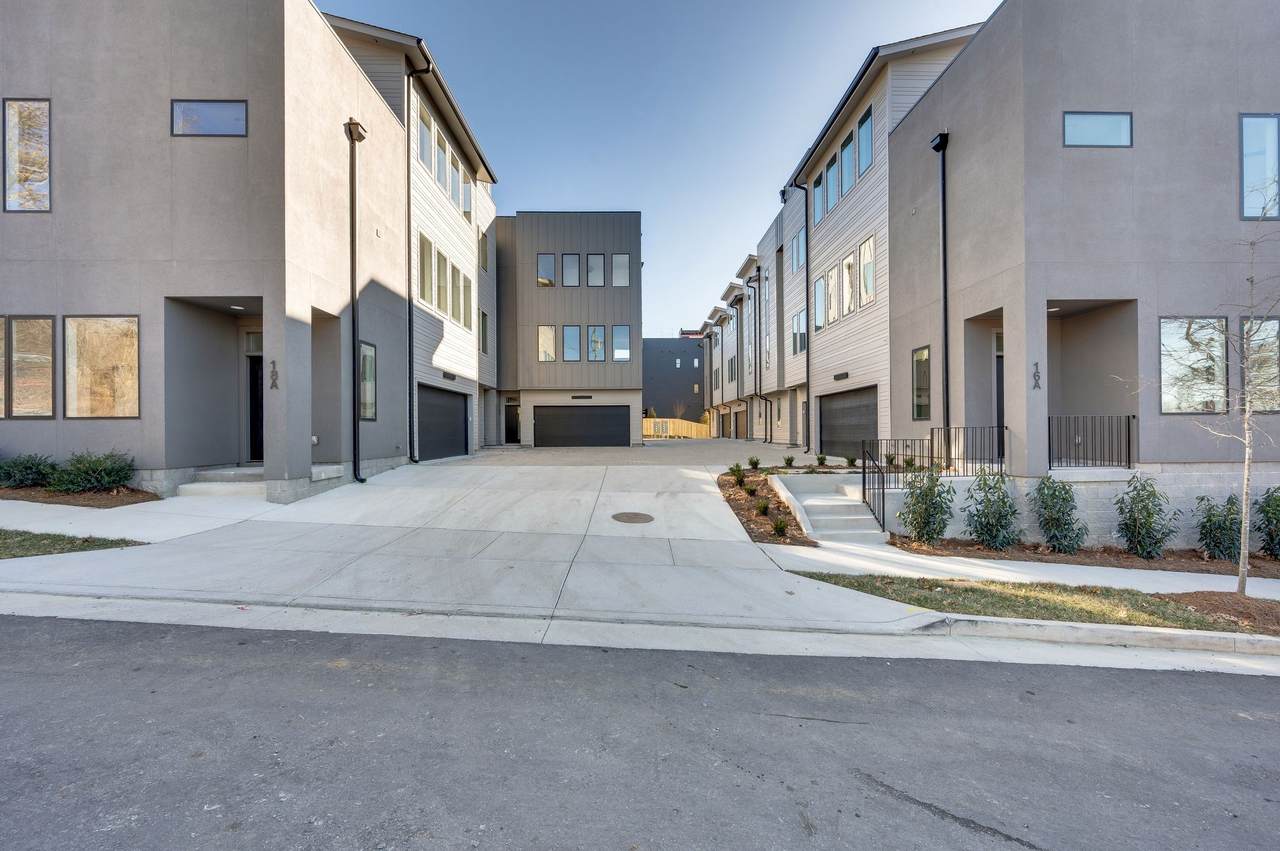 16 Willis St - Photo 1