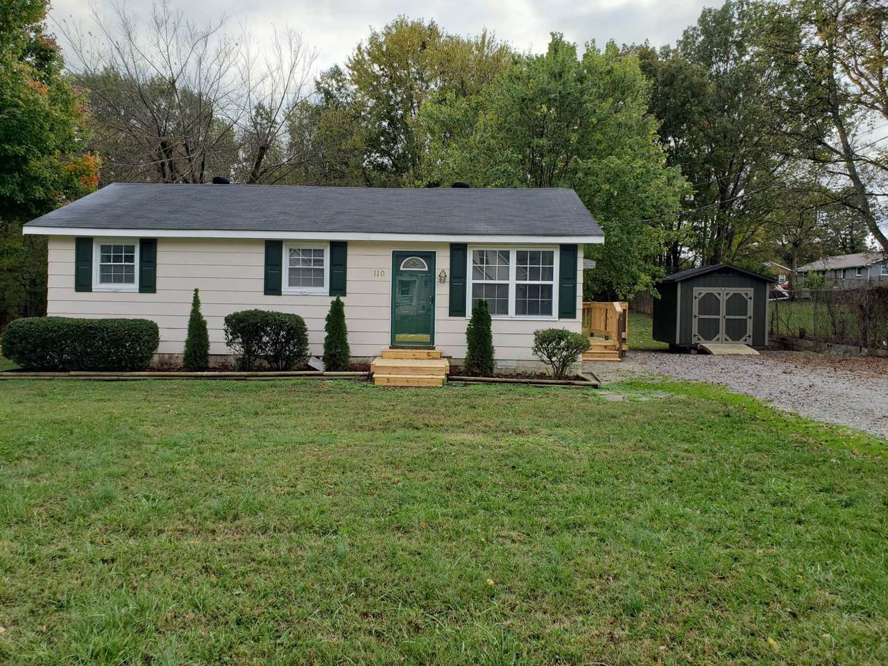110 Ingles St - Photo 1