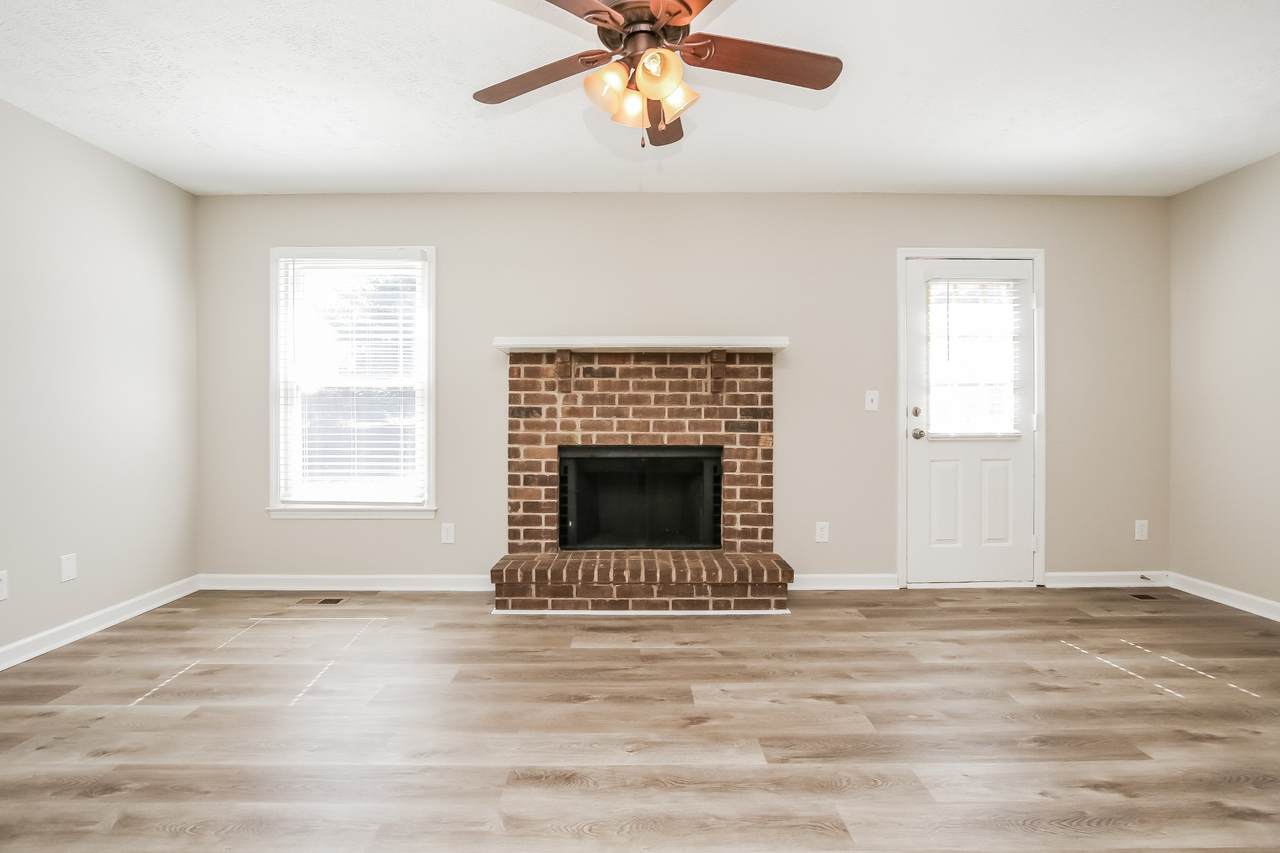 https://bt-photos.global.ssl.fastly.net/nashville/1280_boomver_1_RTC2943236-1.jpg