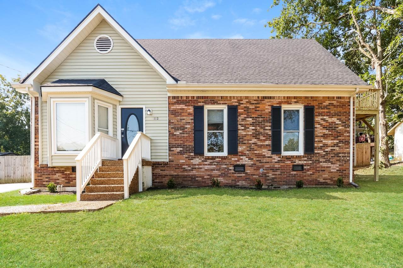 112 Windward Dr - Photo 1