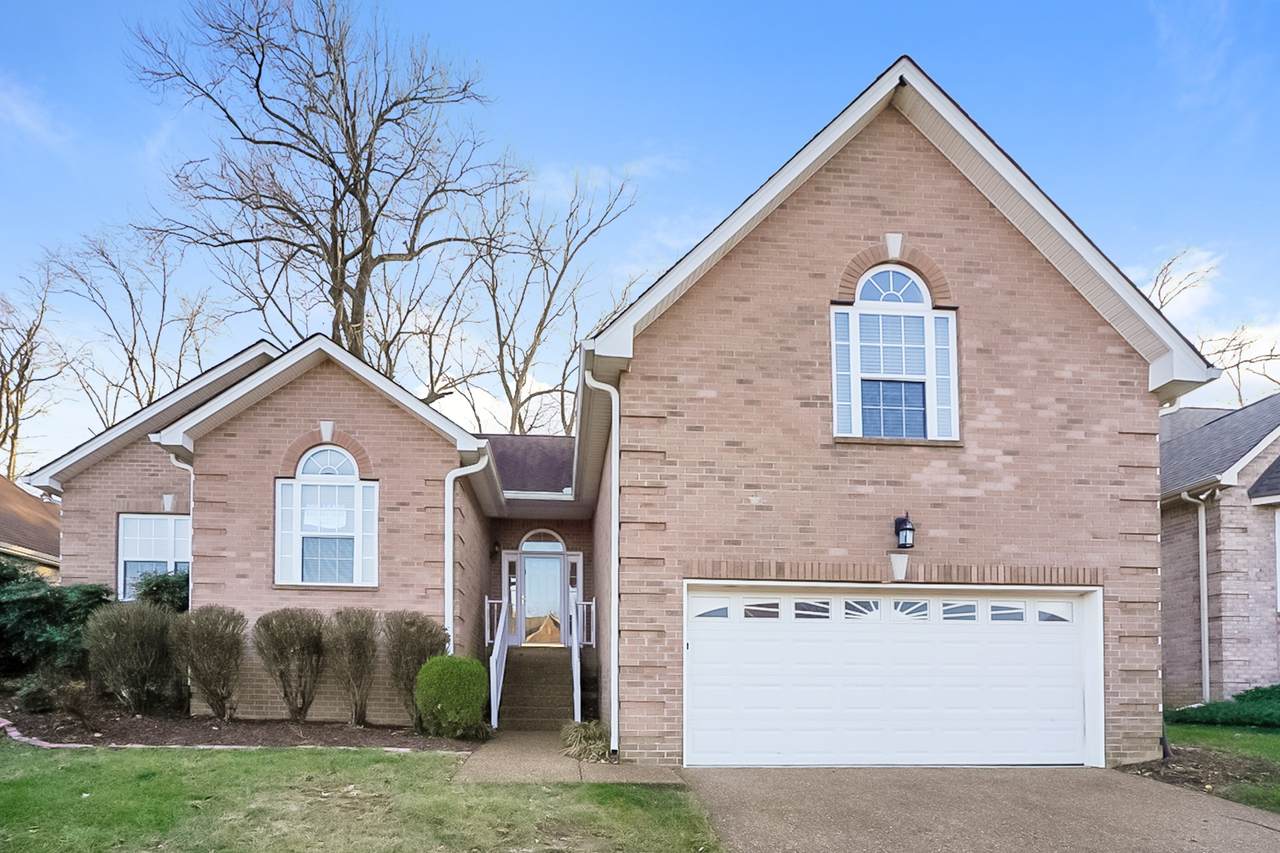 4813 Peninsula Pointe Dr - Photo 1