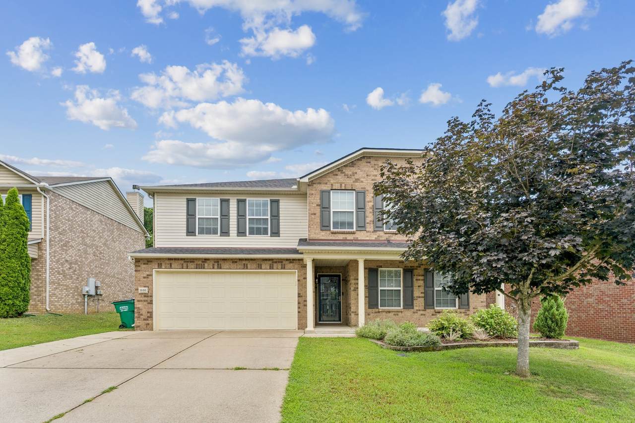 1006 Harmony Ln - Photo 1