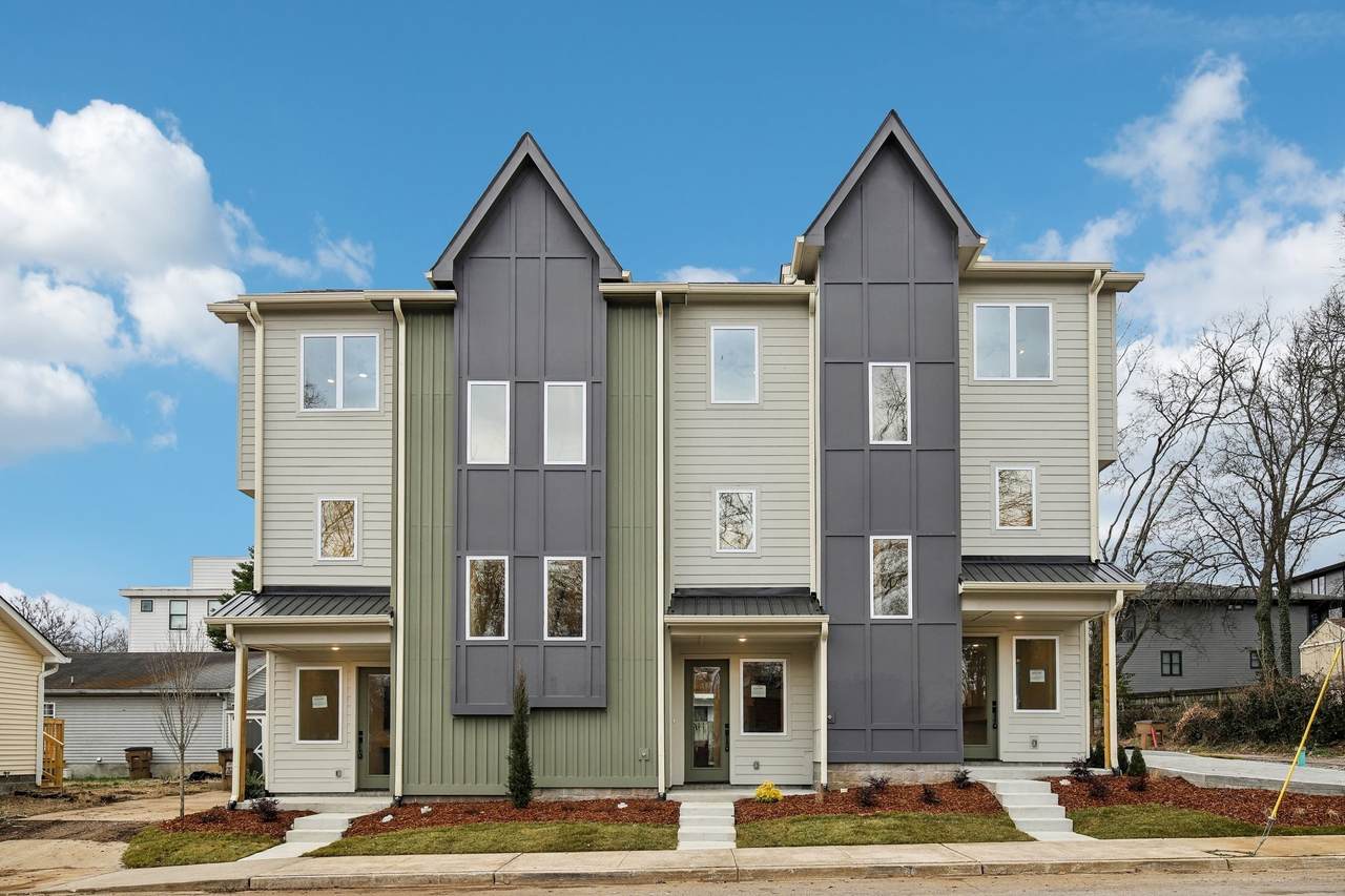 914 Smiley St - Photo 1