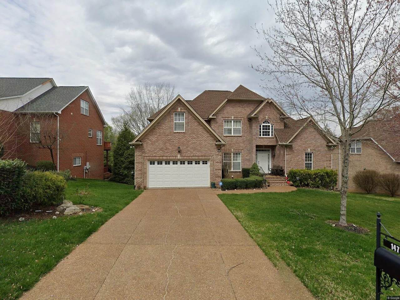 1473 Red Oak Dr - Photo 1