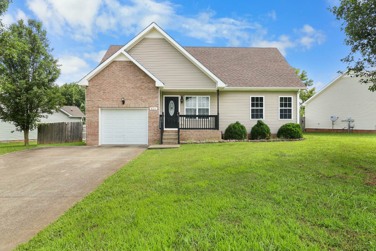 420 Piney Dr - Photo 1