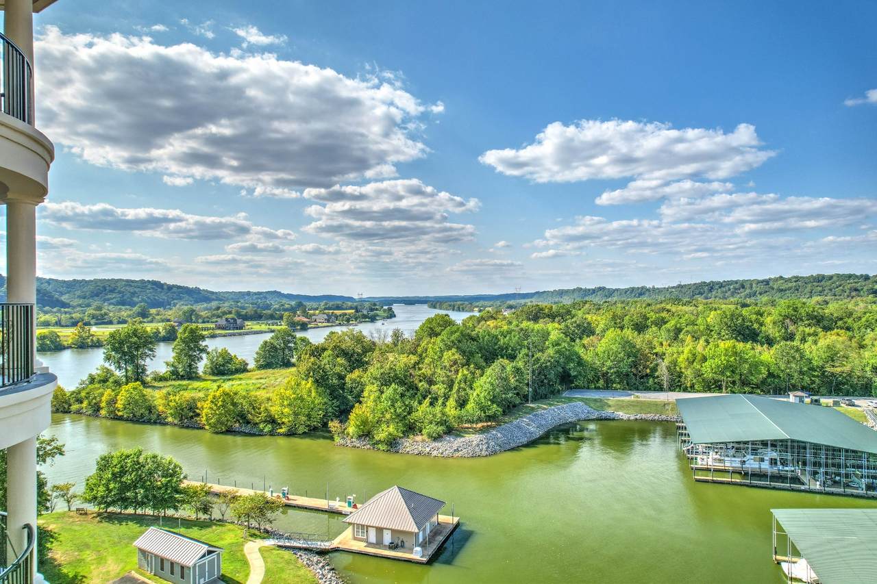 https://bt-photos.global.ssl.fastly.net/nashville/1280_boomver_1_RTC2944116-1.jpg