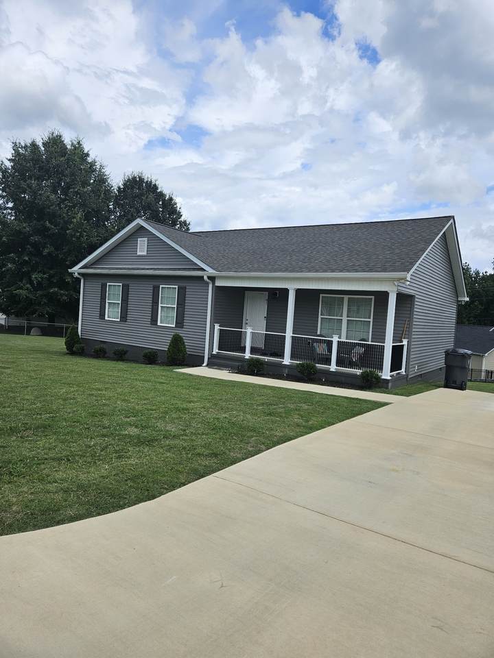 https://bt-photos.global.ssl.fastly.net/nashville/1280_boomver_1_RTC2944138-1.jpg
