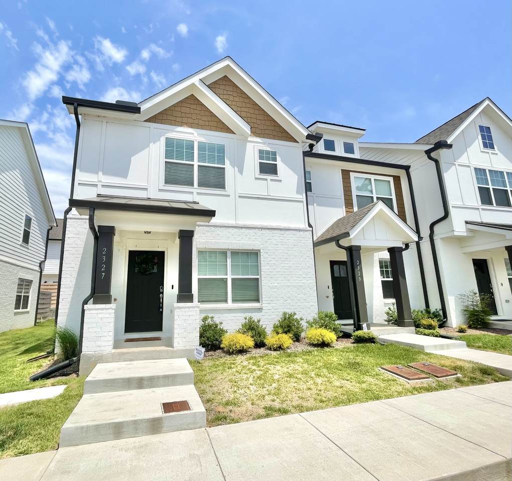 2327 Patrick Ave - Photo 1