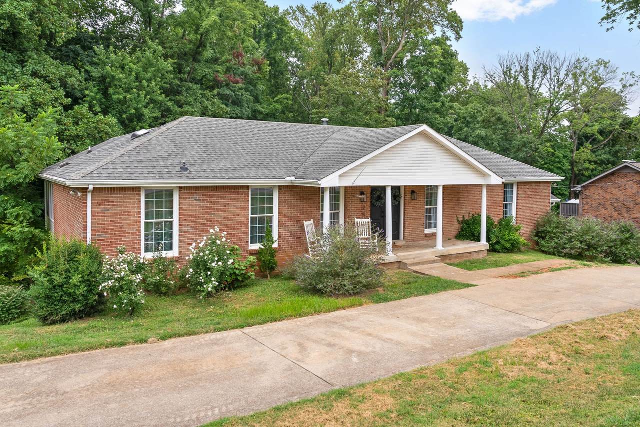 https://bt-photos.global.ssl.fastly.net/nashville/1280_boomver_1_RTC2944464-1.jpg