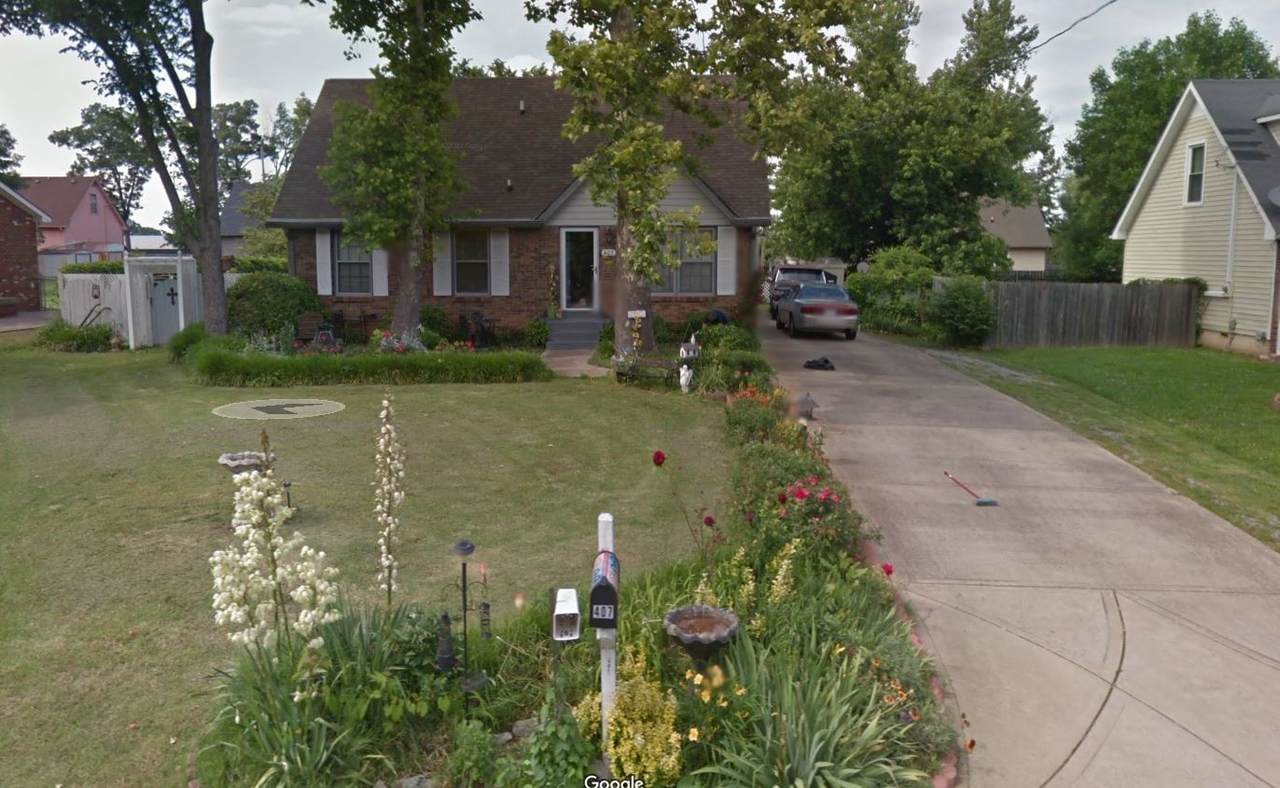 407 Newman Dr - Photo 1