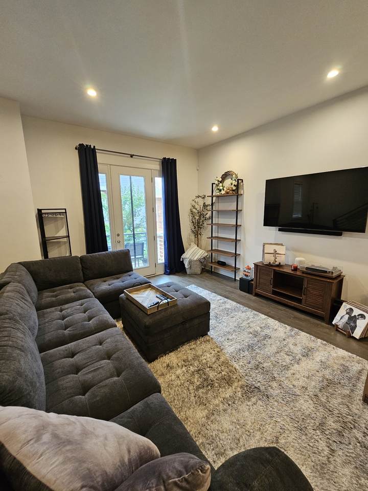 https://bt-photos.global.ssl.fastly.net/nashville/1280_boomver_1_RTC2944686-1.jpg