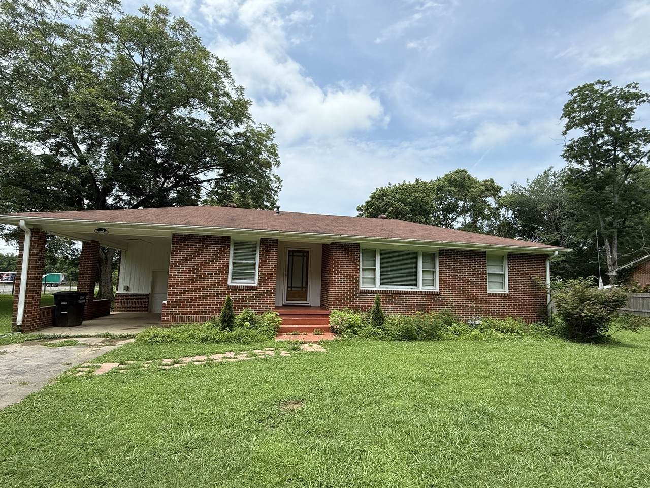 216 Cobb Rd - Photo 1