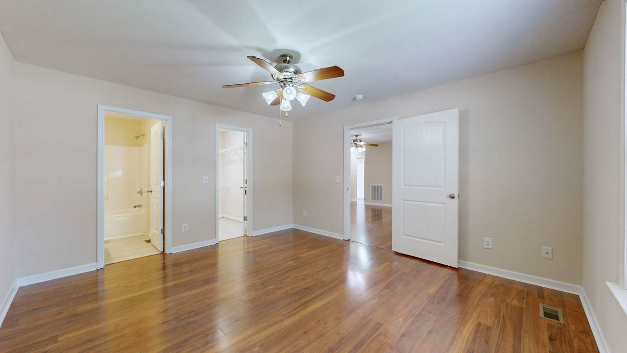 https://bt-photos.global.ssl.fastly.net/nashville/1280_boomver_1_RTC2945239-1.jpg