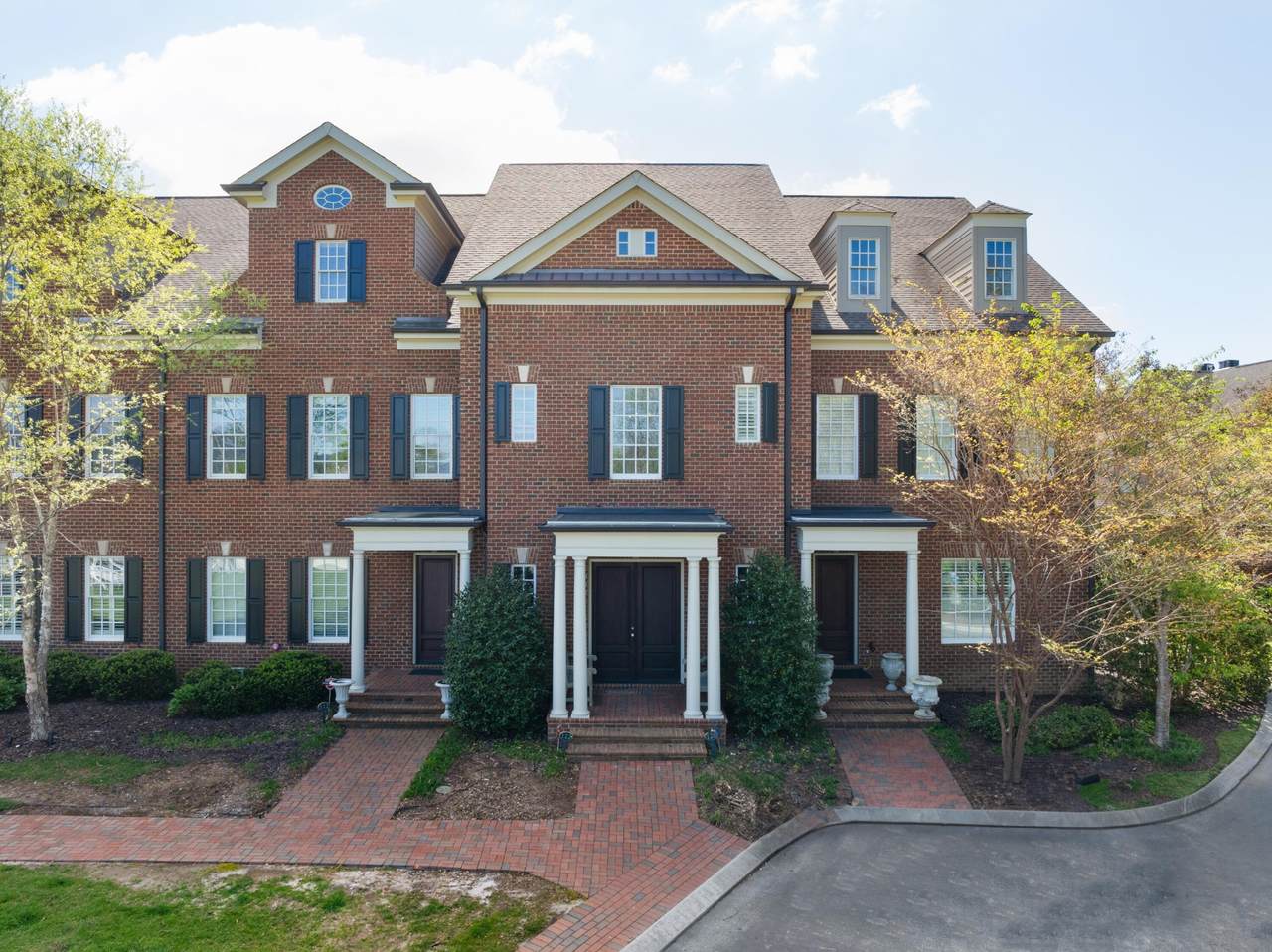 554 Whitehall Road - Photo 1