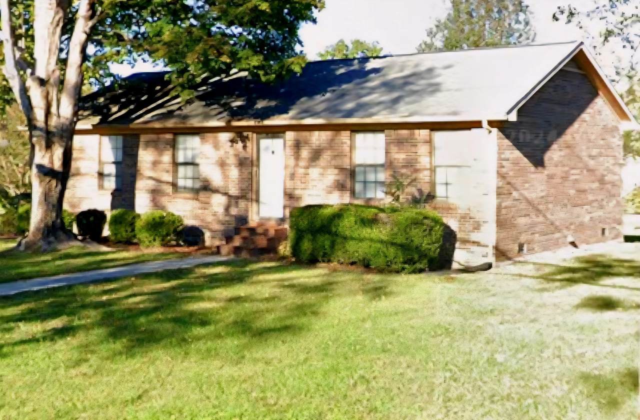 1945 N Dixie Ave - Photo 1