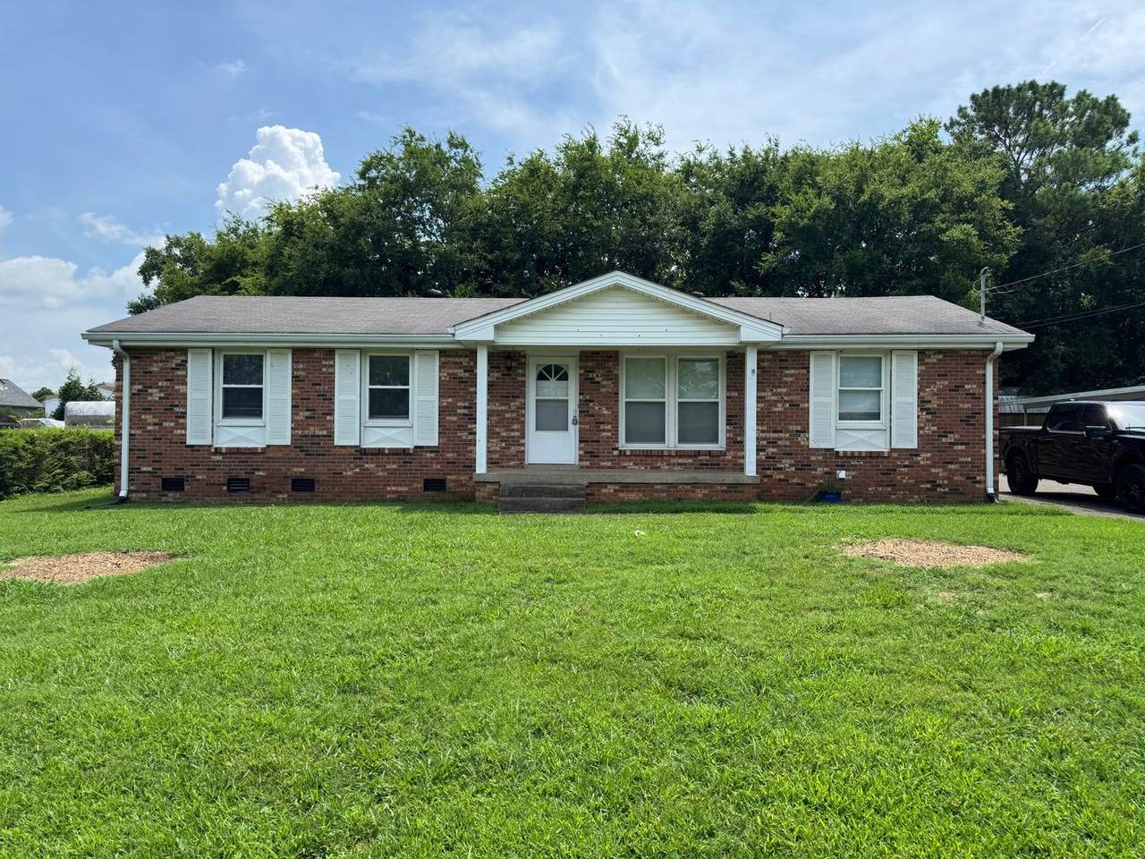 515 Terry Ln - Photo 1
