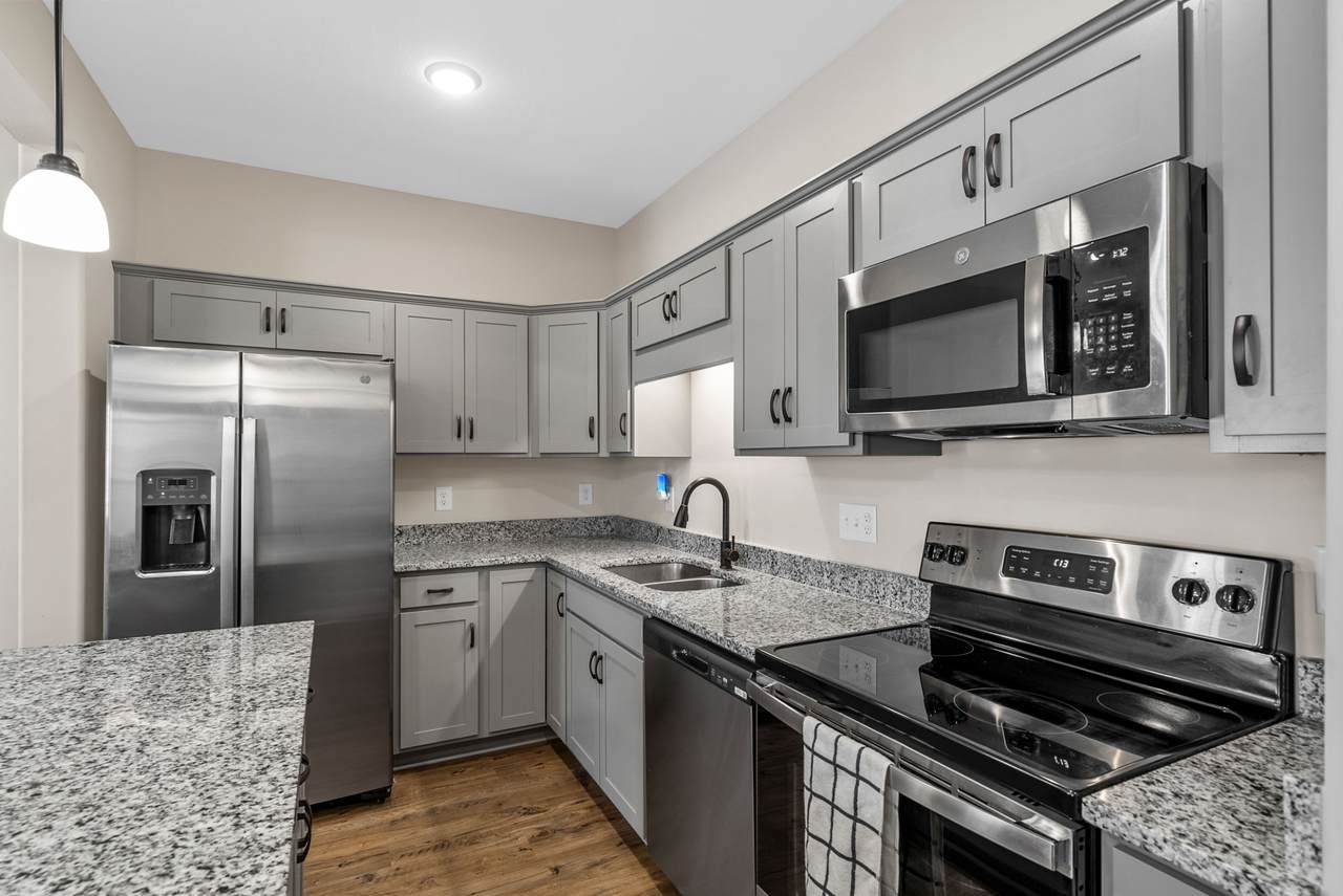345 Fallow Cir - Photo 1