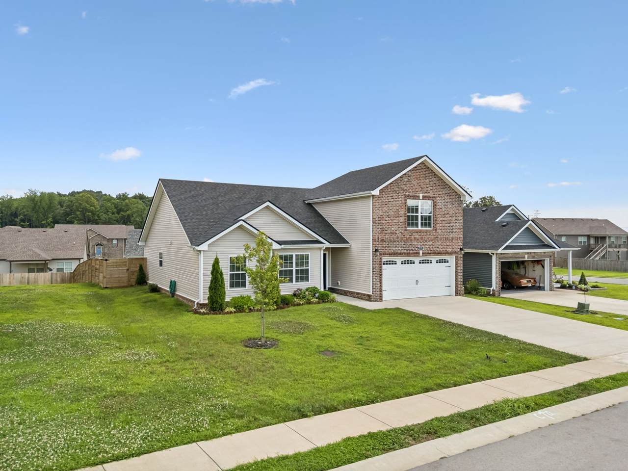 219 Dugger Dr - Photo 1
