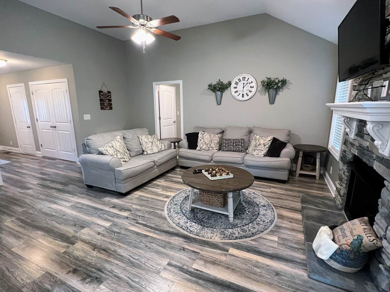https://bt-photos.global.ssl.fastly.net/nashville/1280_boomver_1_RTC2945982-1.jpg