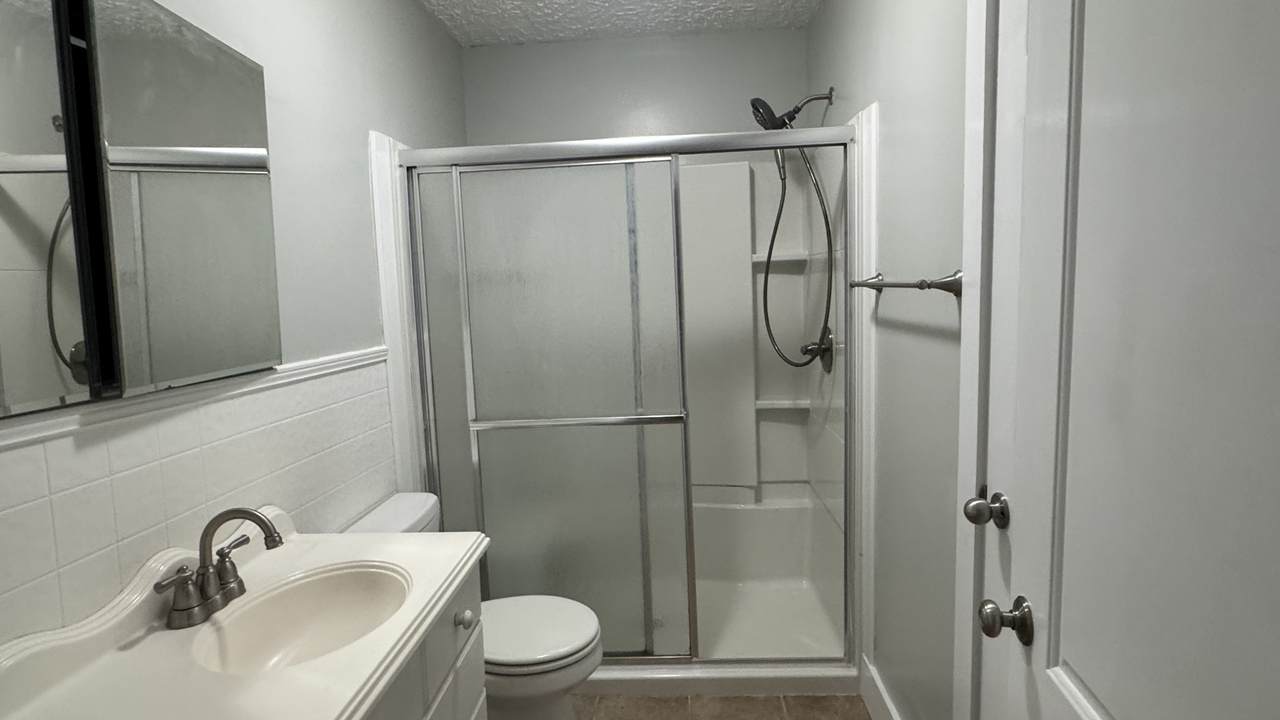 https://bt-photos.global.ssl.fastly.net/nashville/1280_boomver_1_RTC2946019-1.jpg