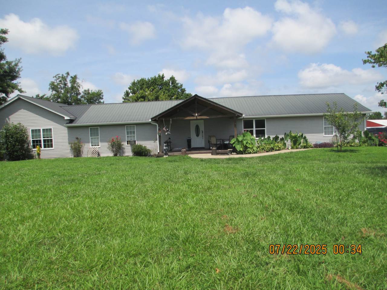 https://bt-photos.global.ssl.fastly.net/nashville/1280_boomver_1_RTC2946054-1.jpg
