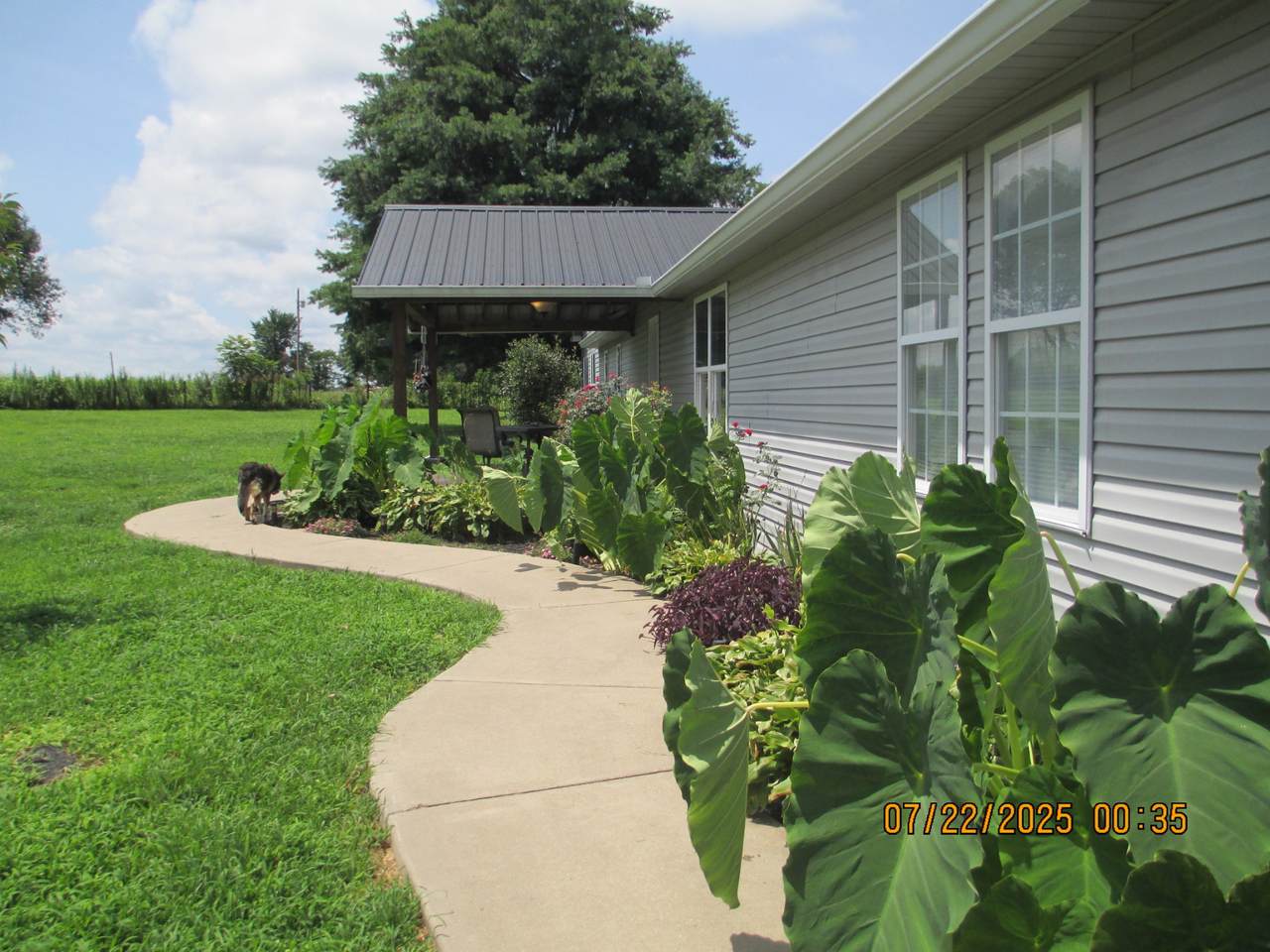 https://bt-photos.global.ssl.fastly.net/nashville/1280_boomver_1_RTC2946054-1.jpg