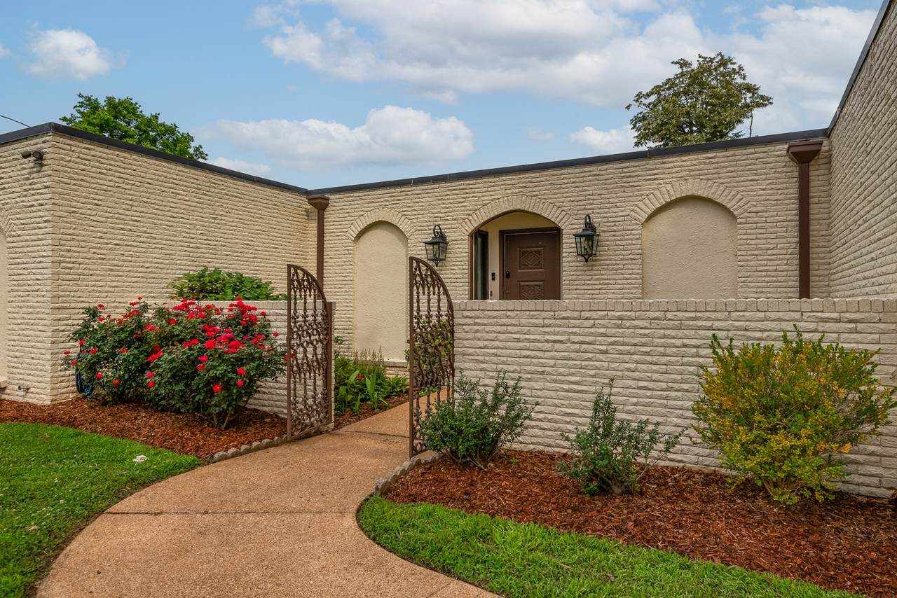 https://bt-photos.global.ssl.fastly.net/nashville/1280_boomver_1_RTC2946160-1.jpg