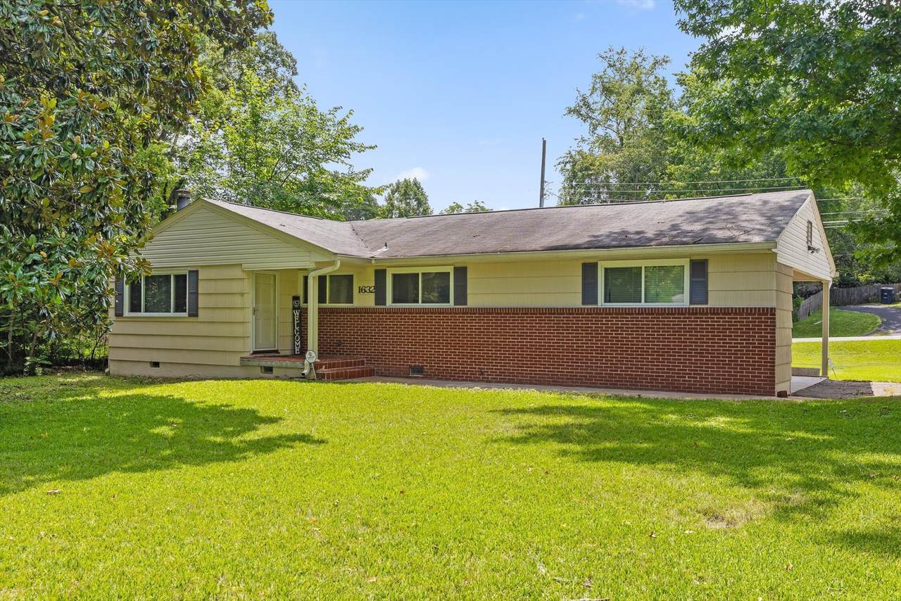 1632 John Ross Road - Photo 1