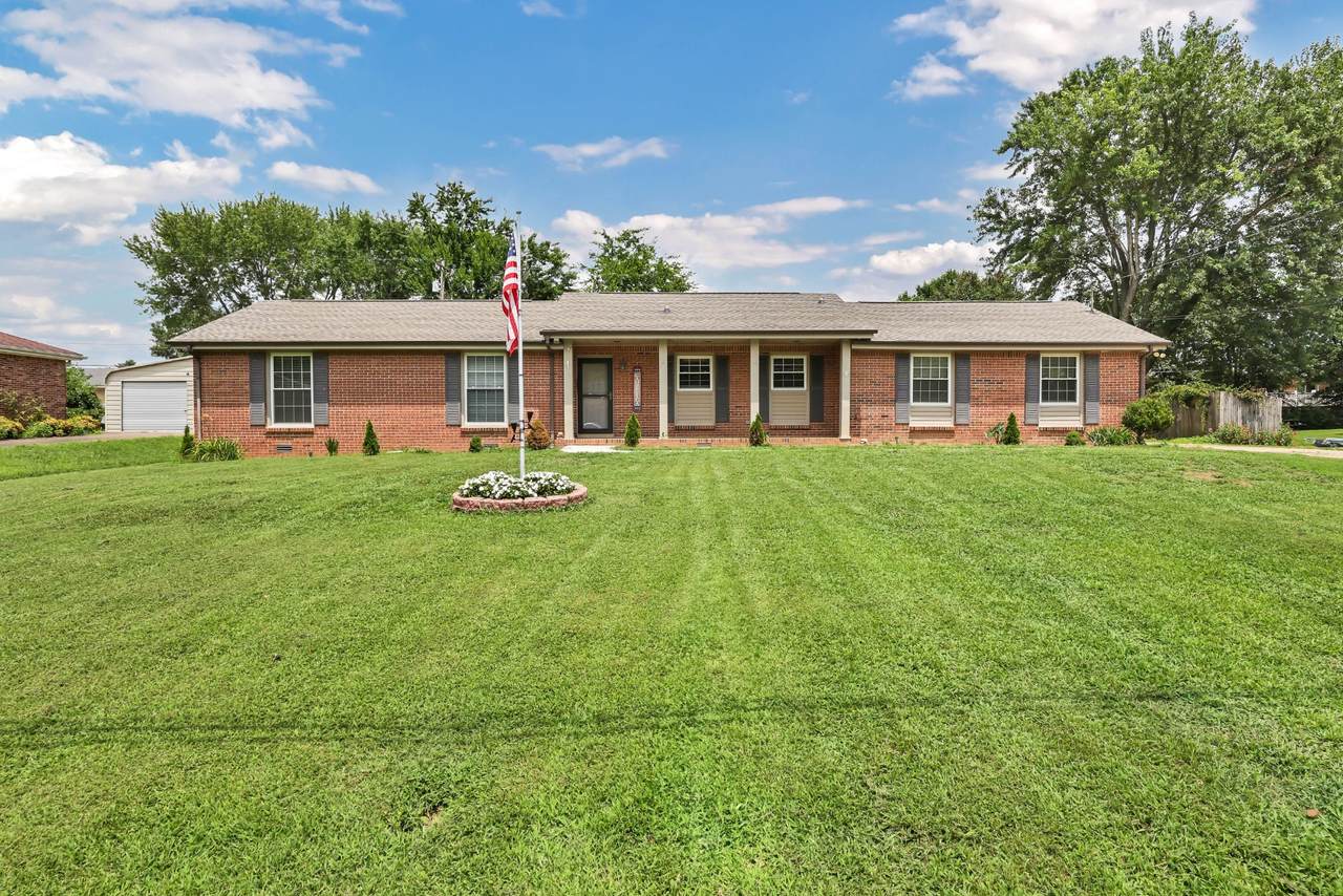 2281 Dewitt Dr - Photo 1