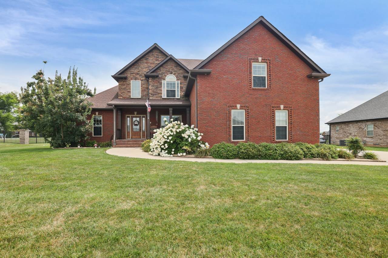 3037 Eliza Dr - Photo 1