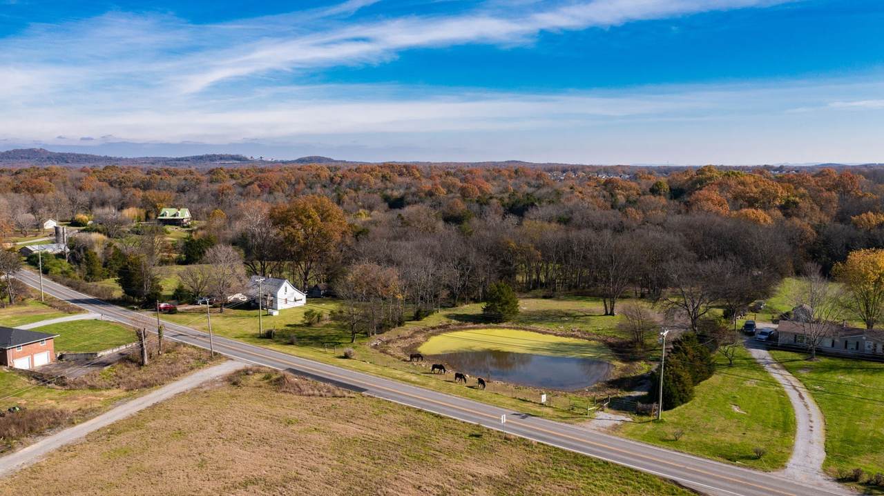 7477 Almaville Rd - Photo 1
