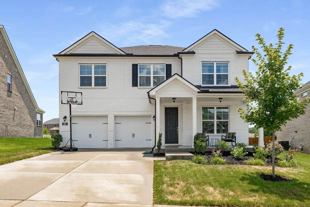 807 Cawthorn Ln - Photo 1
