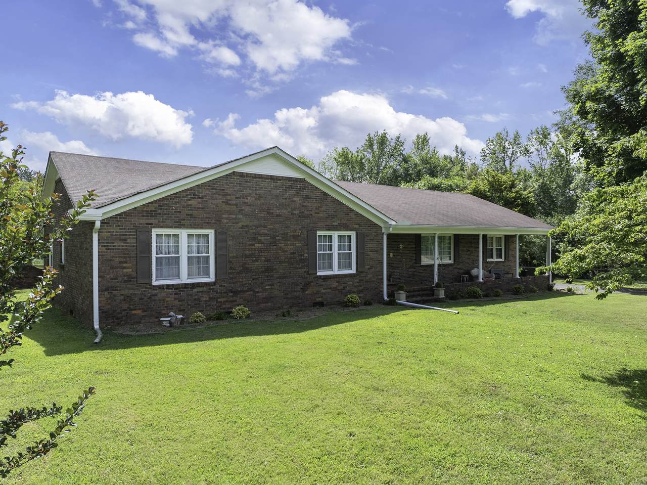 https://bt-photos.global.ssl.fastly.net/nashville/1280_boomver_1_RTC2946453-1.jpg